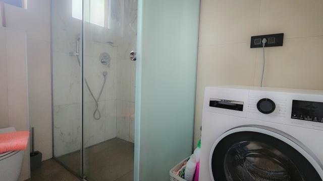 Stan, četvorosoban, Izdavanje, 93m2, Preradovićeva