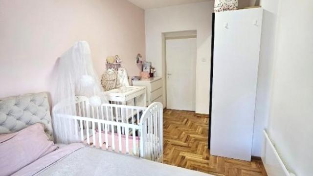 Stan, Dvosoban, Prodaja, 60m2, Gornji grad, Zemun, Cara Dušana