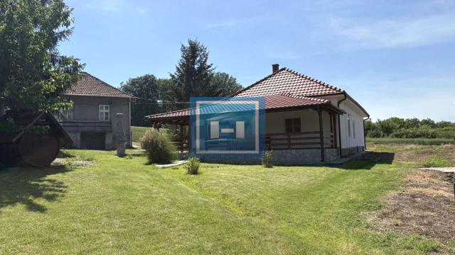 Kuća, Dvosoban, Prodaja, 79m2, Šantarovac, Okolno mesto, Jagodina