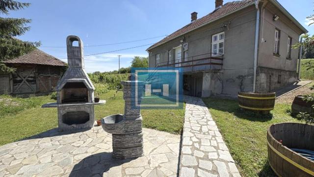 Kuća, Dvosoban, Prodaja, 79m2, Šantarovac, Okolno mesto, Jagodina