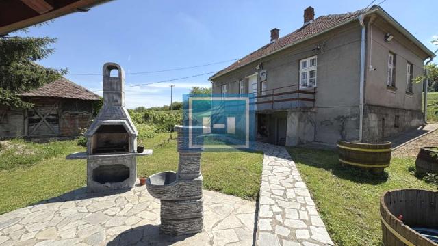 Kuća, Dvosoban, Prodaja, 79m2, Šantarovac, Okolno mesto, Jagodina