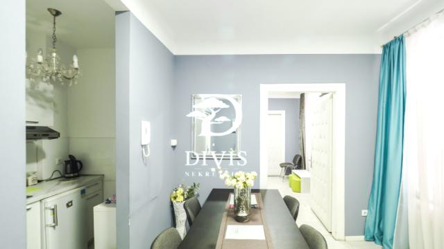 Stan, Dvosoban, Prodaja, 60m2, Knez Mihailova