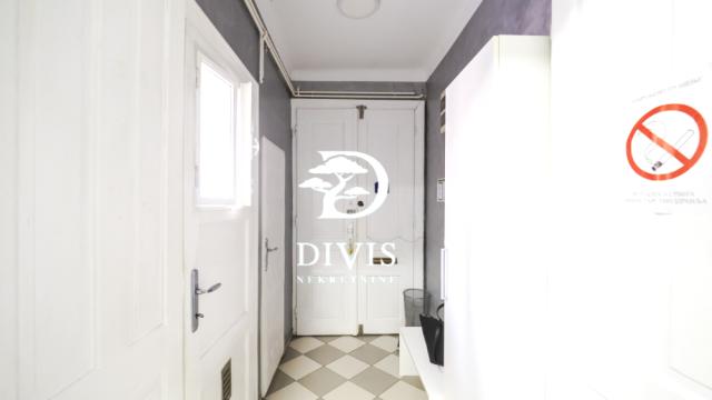 Stan, Dvosoban, Izdavanje, 60m2, Knez Mihailova
