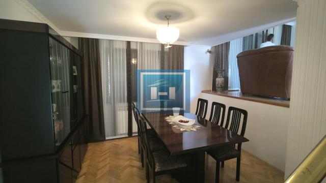 Kuća, Izdavanje, 84m2, Centar, Gradska lokacija, Ćuprija