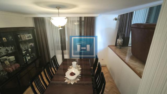 Kuća, Izdavanje, 84m2, Centar, Gradska lokacija, Ćuprija