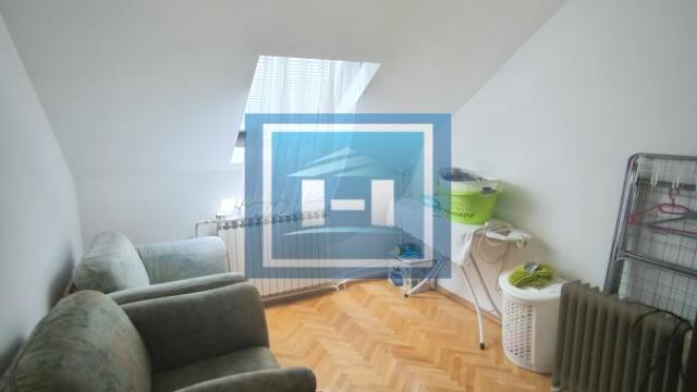 Kuća, Izdavanje, 84m2, Centar, Gradska lokacija, Ćuprija