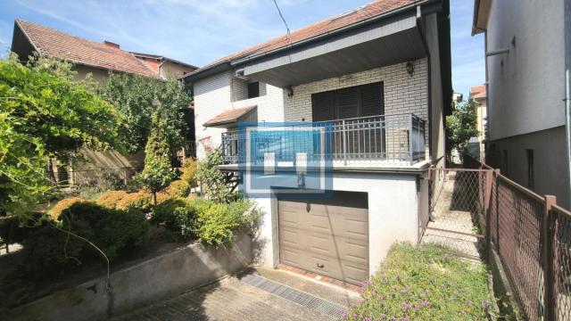 Kuća, Izdavanje, 84m2, Centar, Gradska lokacija, Ćuprija