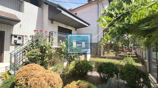 Kuća, Izdavanje, 84m2, Centar, Gradska lokacija, Ćuprija