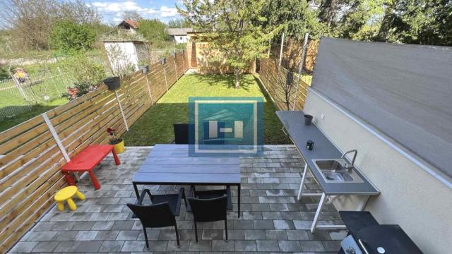 Stan, Petosoban, Prodaja, 170m2, Sarina Medja, Gradska lokacija, Jagodina