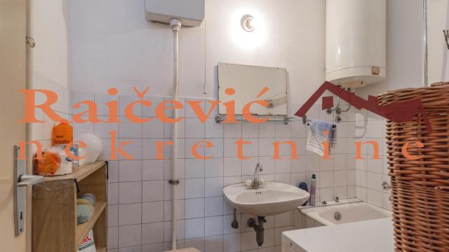 Stan, Trosoban, Prodaja, 71m2, Blok 30 (B92), Novi Beograd, Spanskih boraca