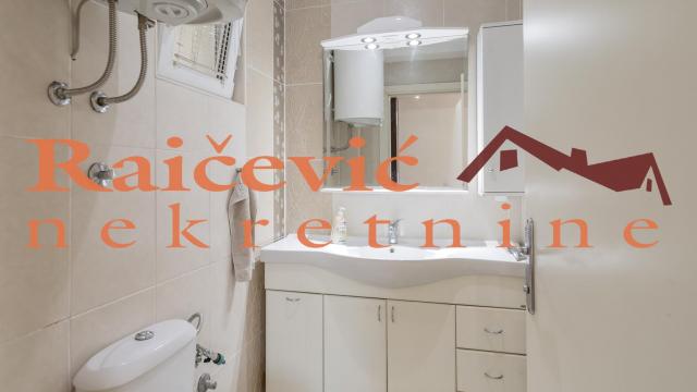 Stan, Trosoban, Prodaja, 86m2, Hram svetog Save, Vračar, Macvanska