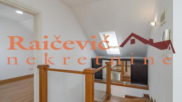 Stan, Trosoban, Prodaja, 86m2, Hram svetog Save, Vračar, Macvanska