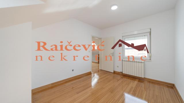 Stan, Trosoban, Prodaja, 86m2, Hram svetog Save, Vračar, Macvanska