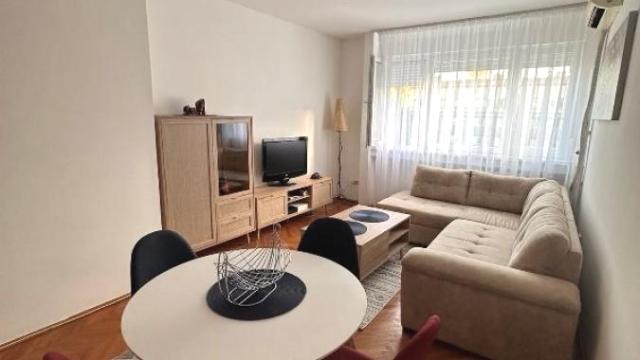 Stan, Jednoiposoban, Izdavanje, 37m2, Centar, Palilula, Poenkareova