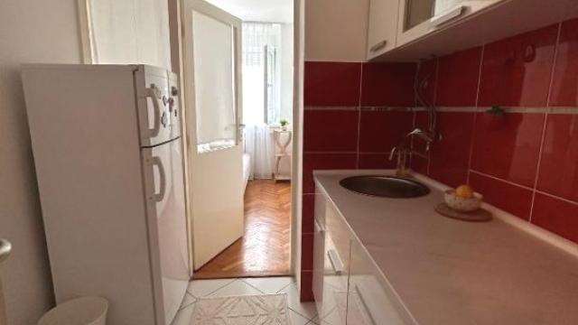Stan, Jednoiposoban, Izdavanje, 37m2, Centar, Palilula, Poenkareova