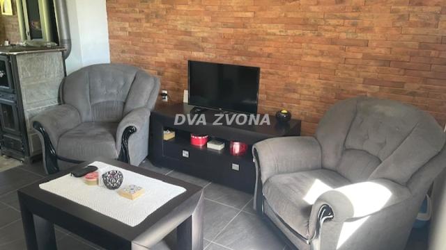 Kuća, Petosoban, Prodaja, 74m2, Maradik, Okolno mesto, Indjija