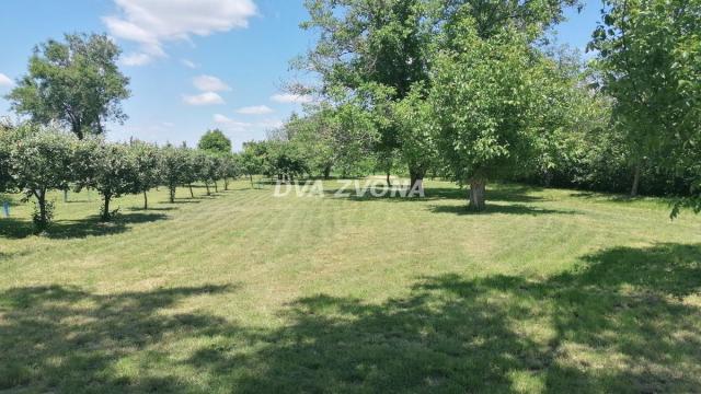 Kuća, Dvosoban, Prodaja, 26m2, Novi Slankamen, Okolno mesto, Indjija