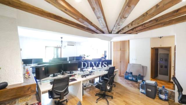 Kuća, Petosoban i veći, Prodaja, 300m2, Nikšićka