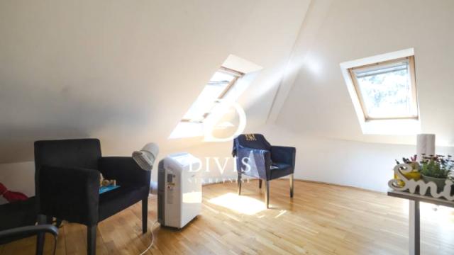 Kuća, Petosoban i veći, Prodaja, 300m2, Nikšićka