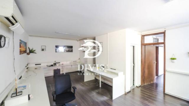 Kuća, Petosoban i veći, Prodaja, 300m2, Nikšićka