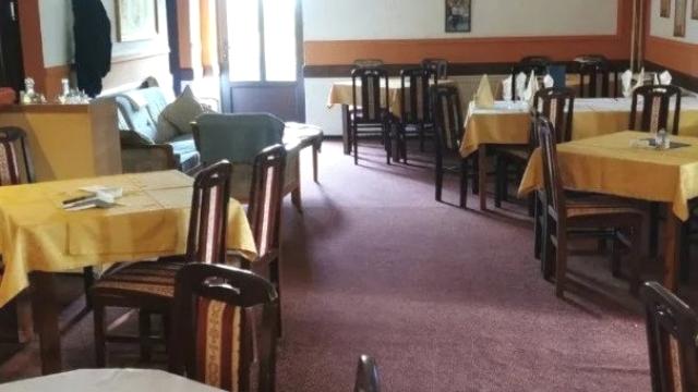 Kuća, Petosoban i veći, Prodaja, 550m2, Rivnicki put