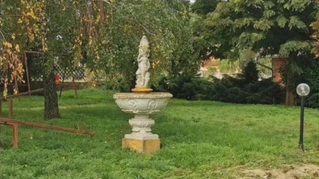 Kuća, Petosoban i veći, Prodaja, 550m2, Rivnicki put
