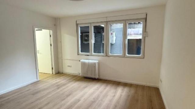 Stan, Jednoiposoban, Izdavanje, 32m2, Cvetni trg, Vračar, Kneginje Zorke