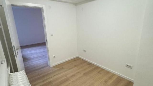 Stan, Jednoiposoban, Izdavanje, 32m2, Cvetni trg, Vračar, Kneginje Zorke