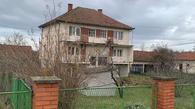 Kuća, Petosoban i veći, Prodaja, 360m2, Stepojevac, Lazarevac, Stepojevac