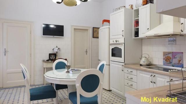 Stan, četvorosoban, Prodaja, 128m2, Trg Nikole Pašića, Stari grad, Dečanska