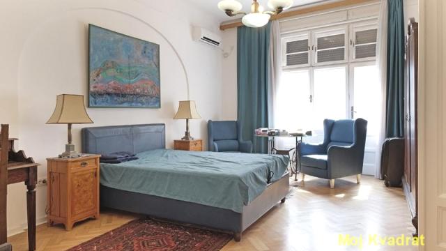 Stan, četvorosoban, Prodaja, 128m2, Trg Nikole Pašića, Stari grad, Dečanska