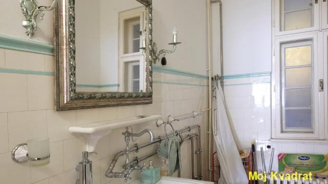 Stan, četvorosoban, Prodaja, 128m2, Trg Nikole Pašića, Stari grad, Dečanska