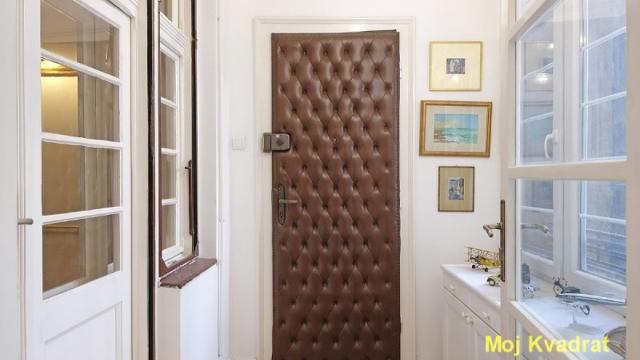 Stan, četvorosoban, Prodaja, 128m2, Trg Nikole Pašića, Stari grad, Dečanska