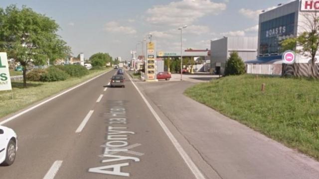 Poslovni prostor, Prodaja, 1610m2, Altina, Zemun, Autoput za Novi Sad