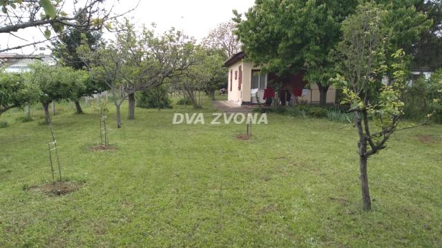 Kuća, Trosoban, Prodaja, 42m2, Čortanovci, Okolno mesto, Indjija