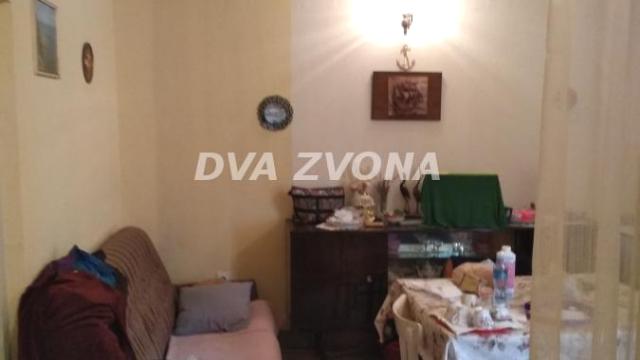 Kuća, Trosoban, Prodaja, 42m2, Čortanovci, Okolno mesto, Indjija