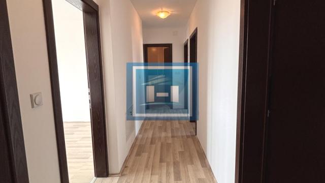 Stan, četvorosoban, Izdavanje, 99m2, Centar, Gradska lokacija, Jagodina