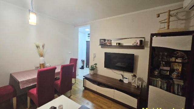 Stan, Dvosoban, Prodaja, 43m2, Šimanovci, Okolno mesto, Dečka