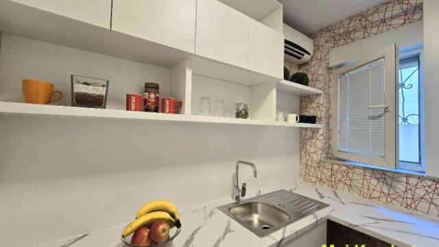Stan, Troiposoban, Prodaja, 64m2, Blok 38, Novi Beograd, Narodnih heroja