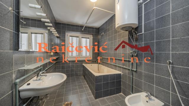 Kuća, Izdavanje, 604m2, Voždovac, Nikole Djurkovica
