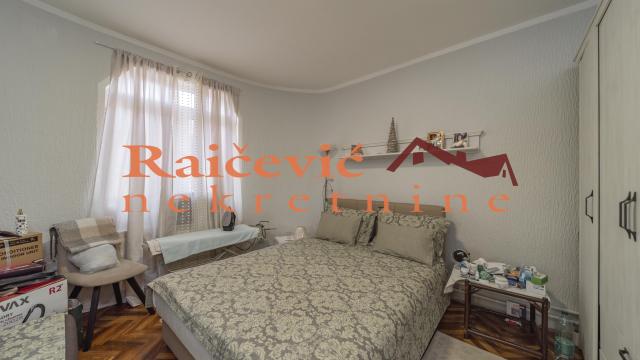 Stan, Dvoiposoban, Prodaja, 68m2, Kumodraž, Voždovac, Kruzna
