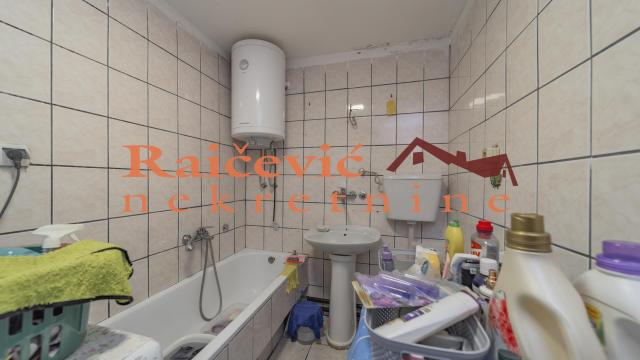 Stan, Dvoiposoban, Prodaja, 68m2, Kumodraž, Voždovac, Kruzna