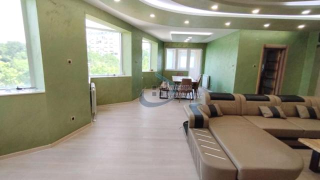Stan, Petosoban, Izdavanje, 165m2, Filmski grad, Čukarica, Kneza Višeslava