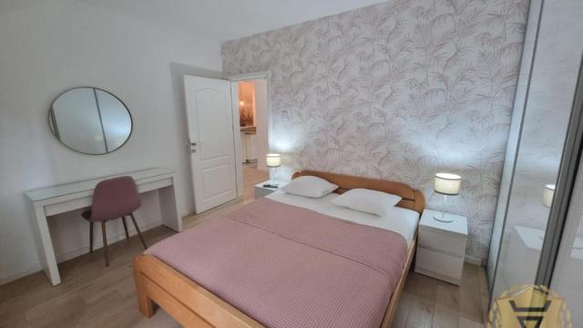 Stan, Dvosoban, Izdavanje, 50m2, Južni bulevar, Vračar, Vardarska