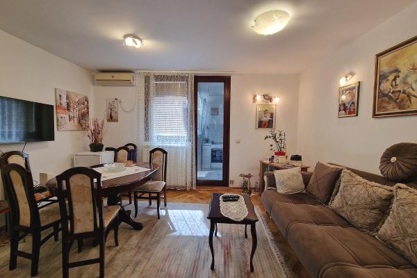 prodaja, stanova,
beograd, 900562, dvoiposoban-vardarska