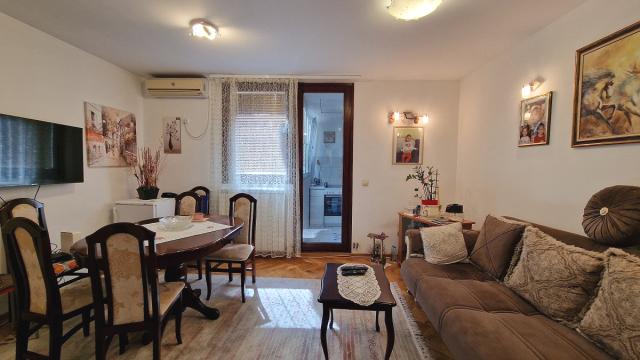 Stan, Dvoiposoban, Prodaja, 47m2, Vardarska