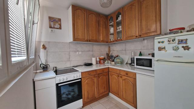 Stan, Dvoiposoban, Prodaja, 47m2, Vardarska