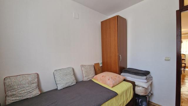 Stan, Dvoiposoban, Prodaja, 47m2, Vardarska