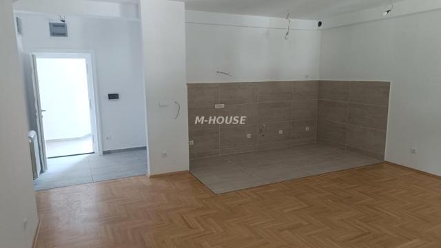 Stan, Dvosoban, Prodaja, 72m2, Centar, Gradska lokacija, Sombor