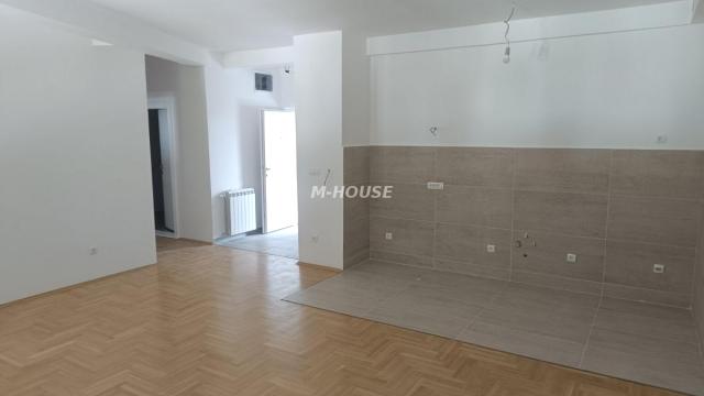 Stan, Dvosoban, Prodaja, 72m2, Centar, Gradska lokacija, Sombor